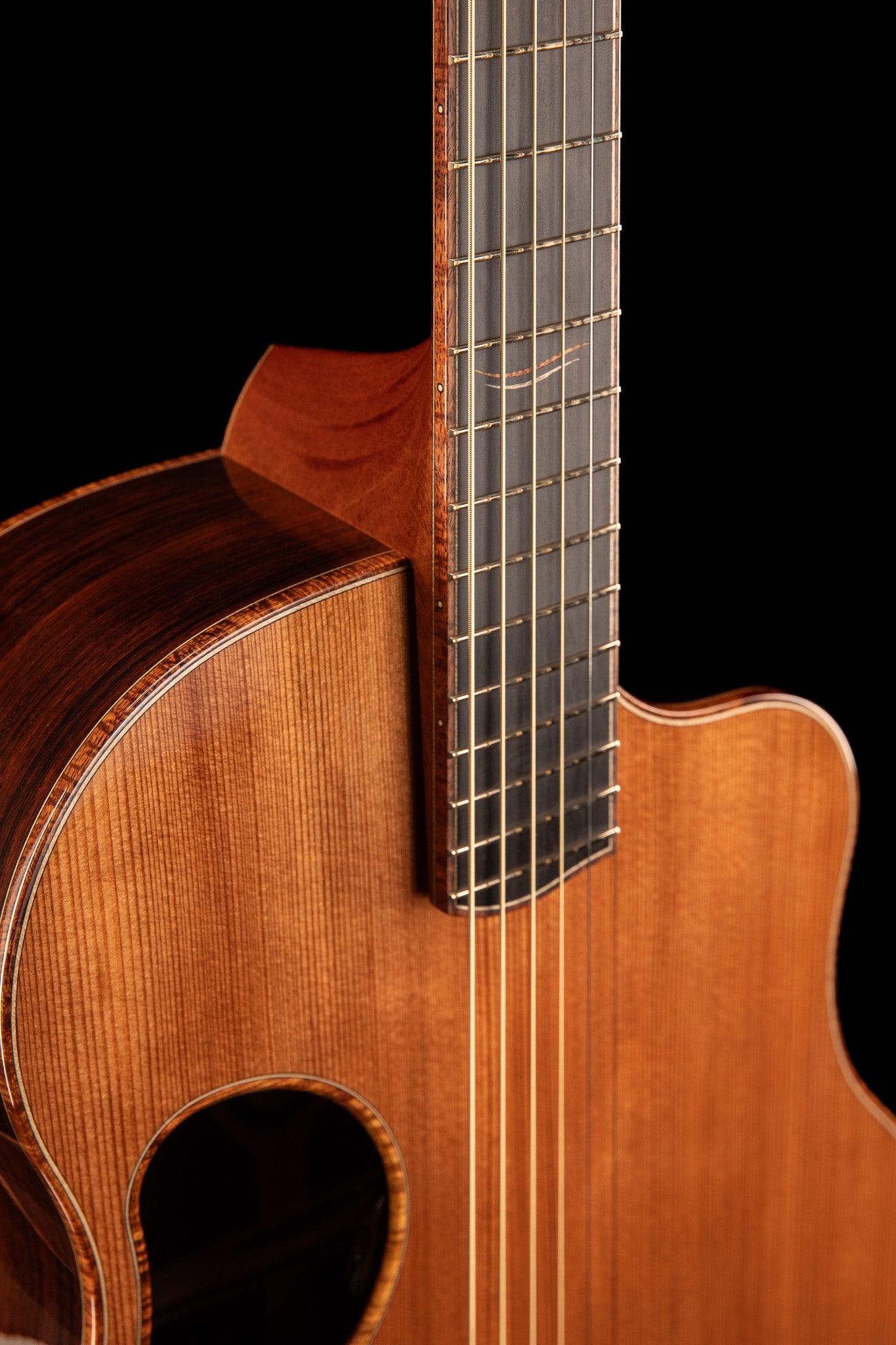 MG 4.5 Madagascar Rosewood & California Redwood