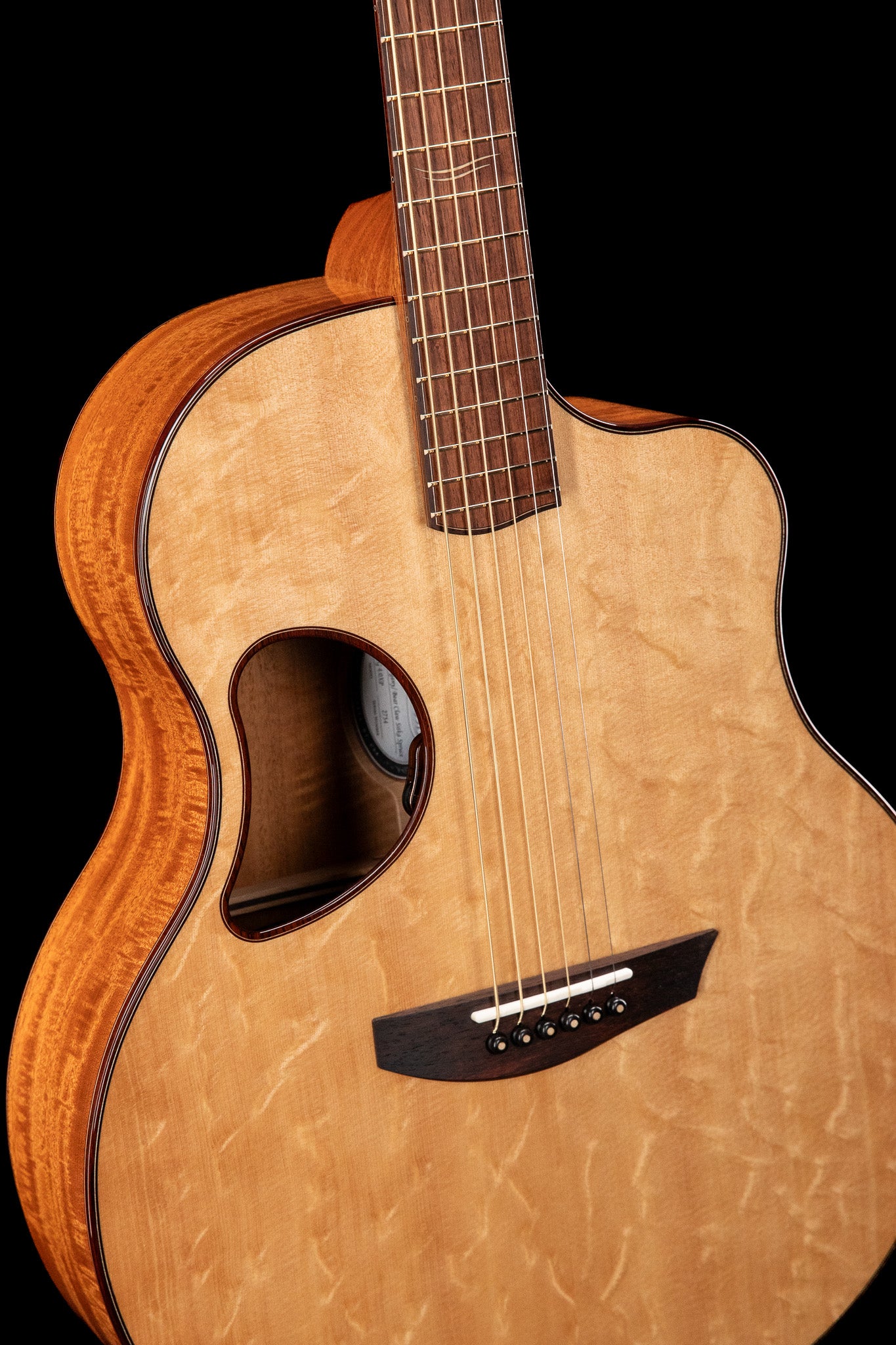 MG 4.0XP Beeswing Mahogany & Bearclaw Sitka Spruce