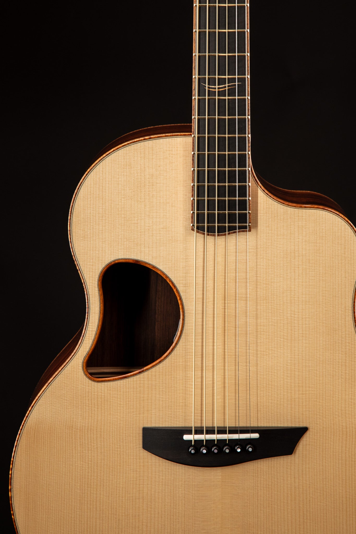 MG 4.0XP - East Indian Rosewood & Red Spruce