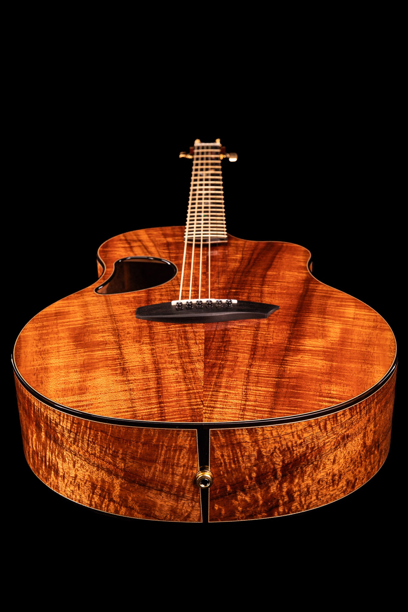 MG 4.5 Flamed Koa & Koa - Duck Theme