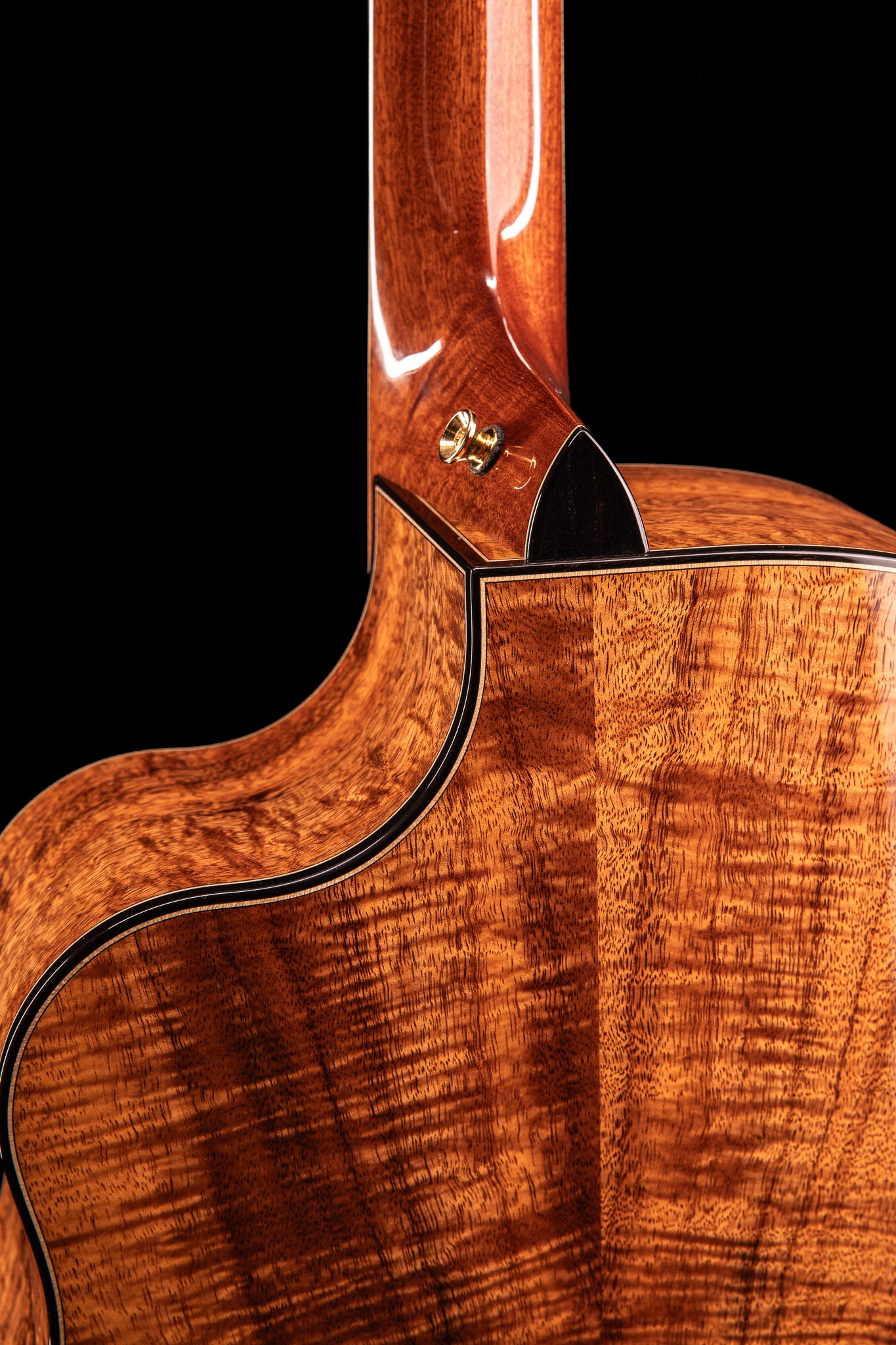MG 4.5 Flamed Koa & Koa - Duck Theme