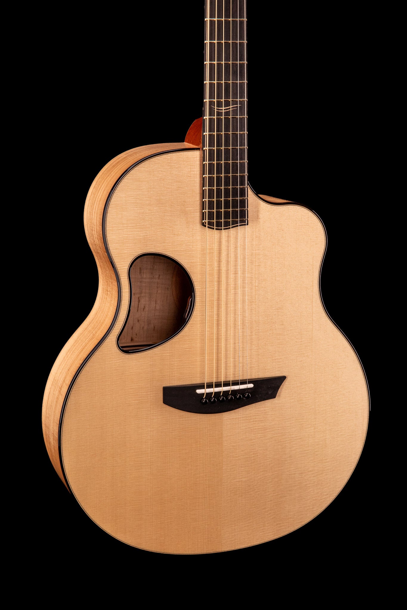 MG 4.0XP Edina Maple & Engelmann Spruce