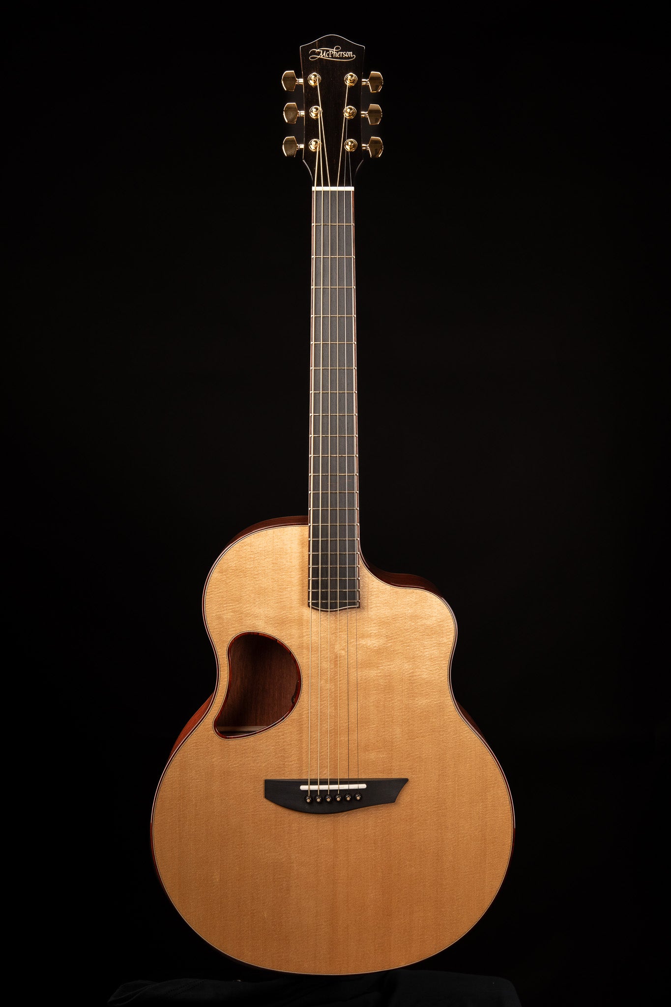 MG 4.0XP Asian Rosewood & Sitka Spruce