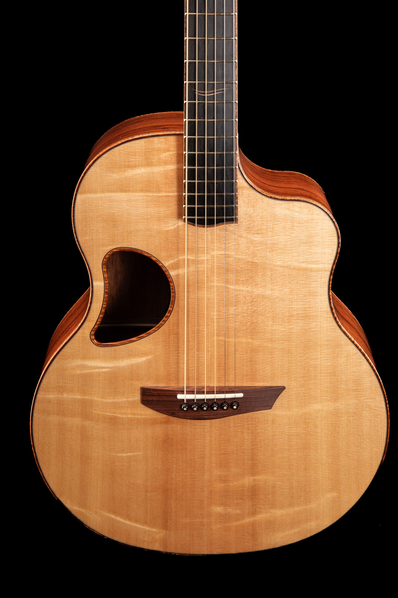 MG 4.5 Madagascar Rosewood & Bearclaw Sitka Spruce