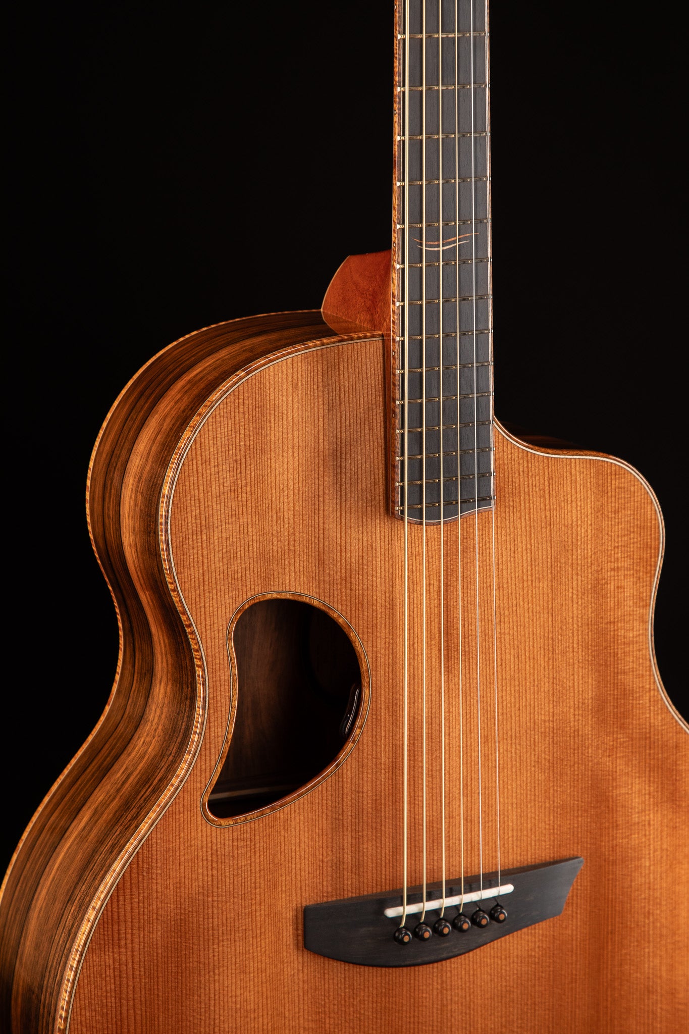 MG 4.5 Macassar Ebony & California Redwood