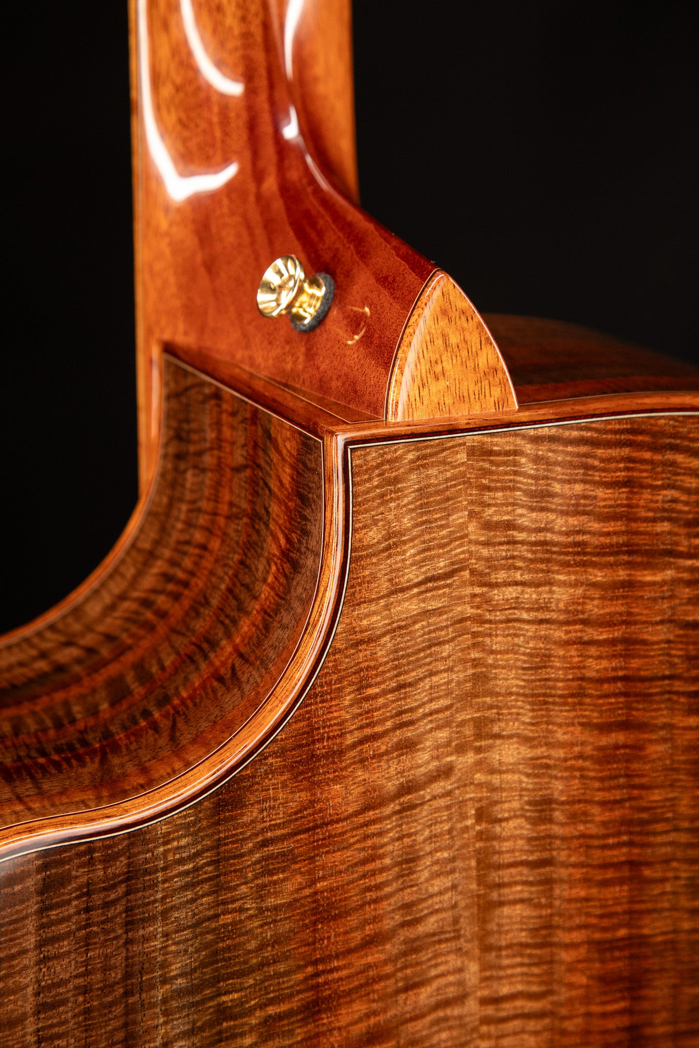 MG 4.5 Claro Walnut & California Redwood