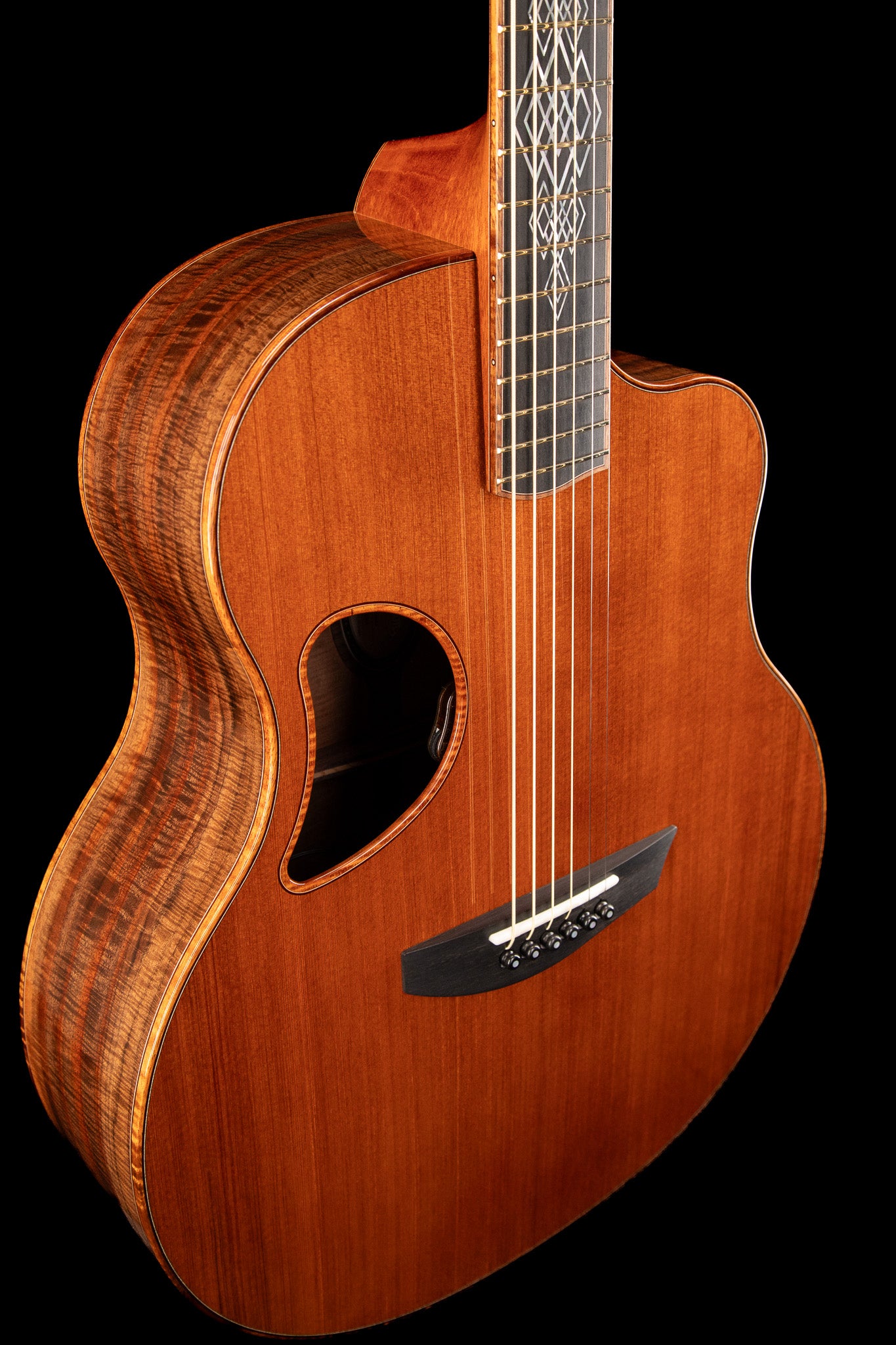 MG 4.5 Claro Walnut & California Redwood