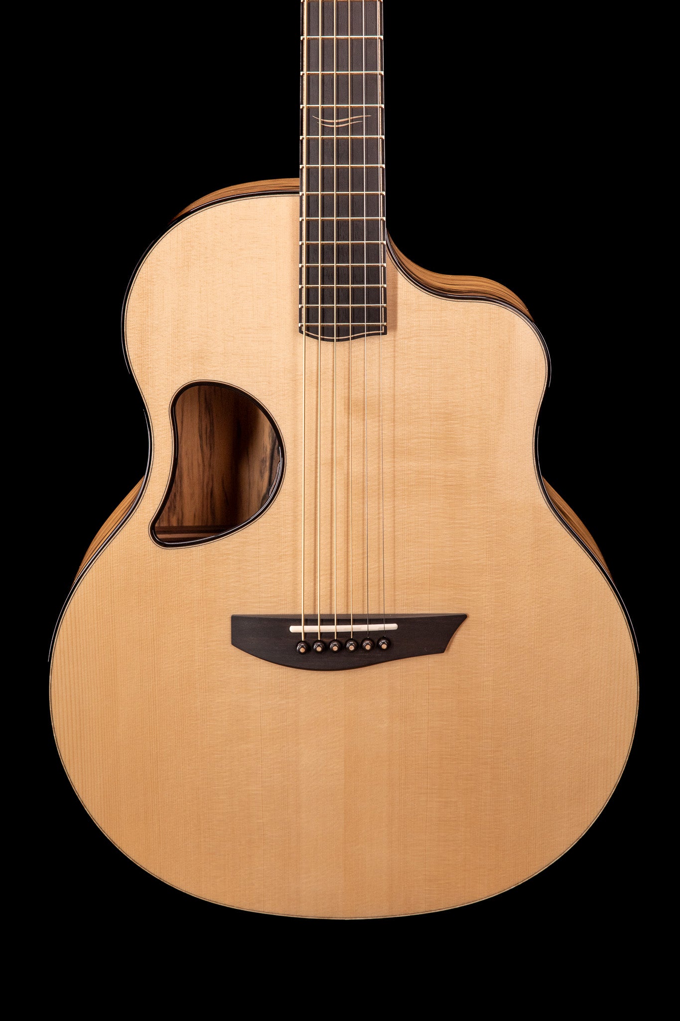 MG 4.5 Pale Moon Ebony & Swiss Moon Spruce