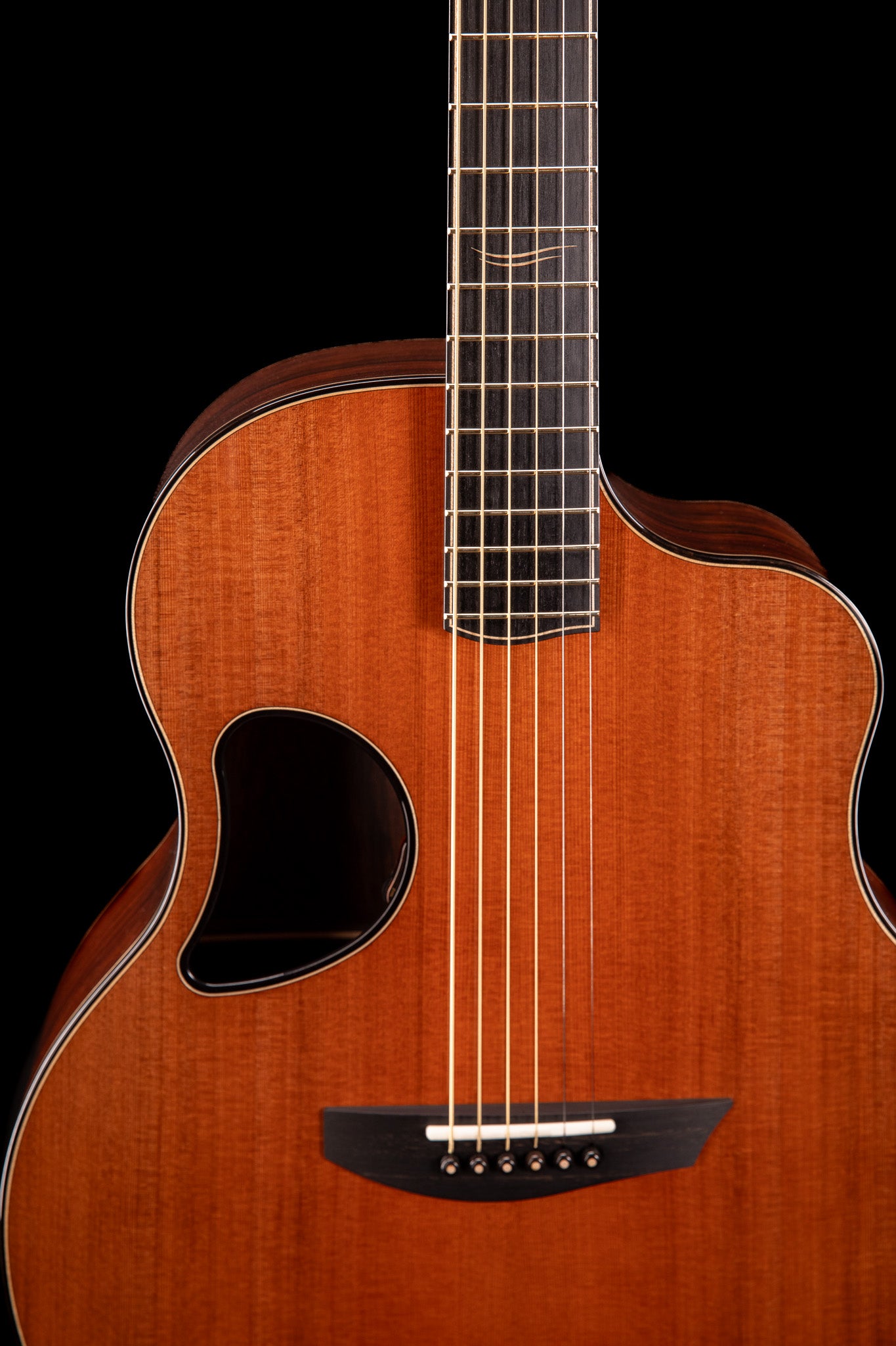 MG 4.5 Madagascar Rosewood & California Redwood