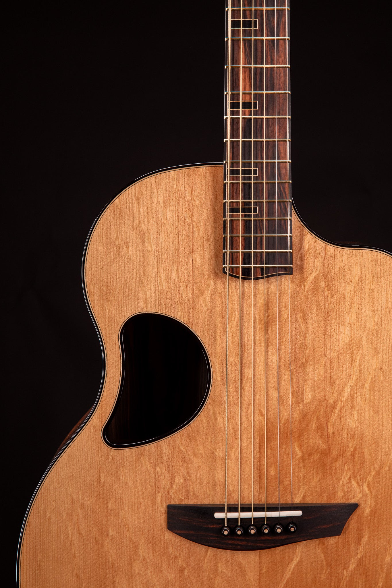 MG 4.5 Mun Ebony & Bearclaw Sitka Spruce